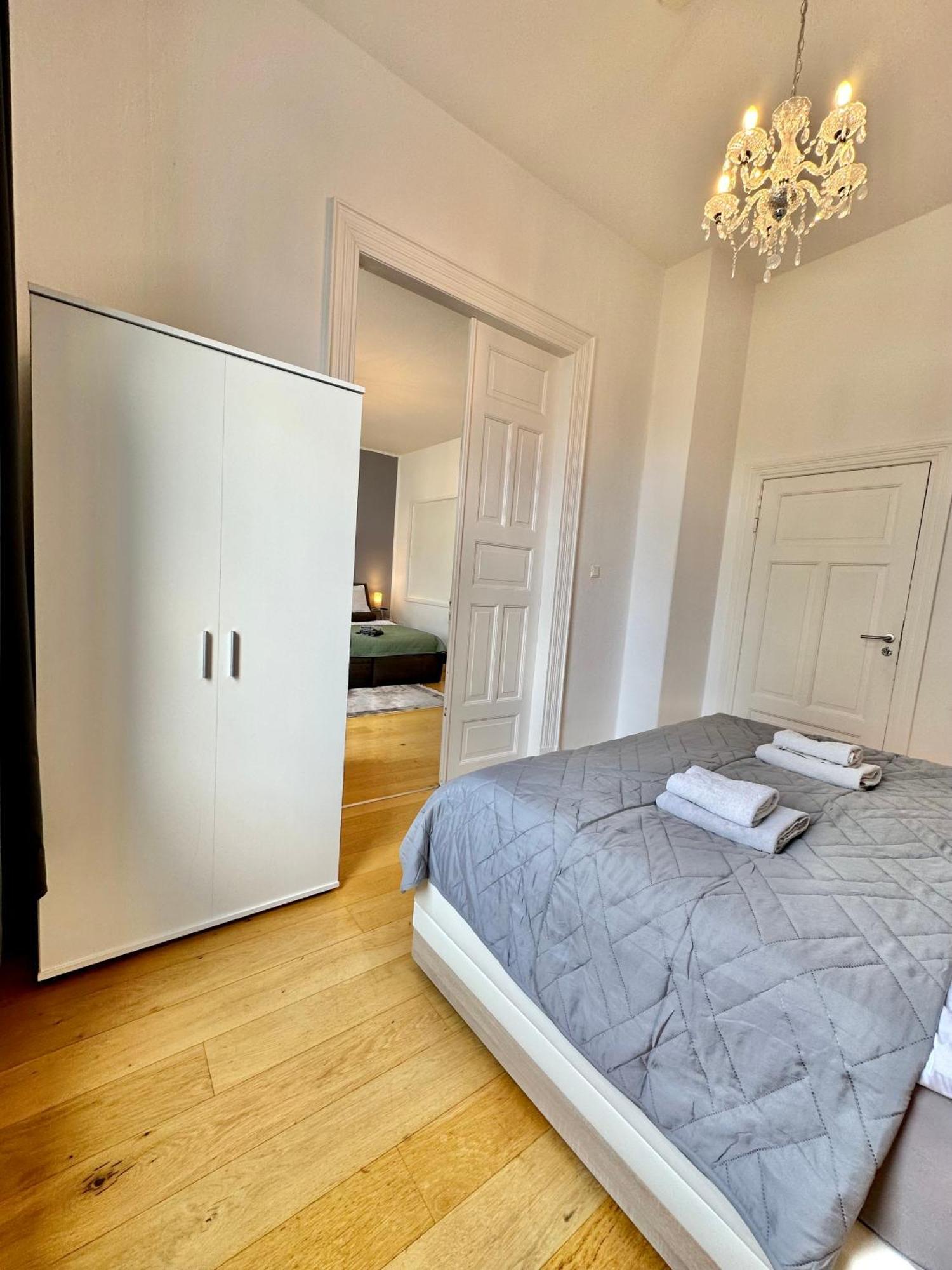 Geraeumiges City-Apartment Mit 2 Badezimmer Und Parkplaetzen D46-Og أولدنبورغ المظهر الخارجي الصورة