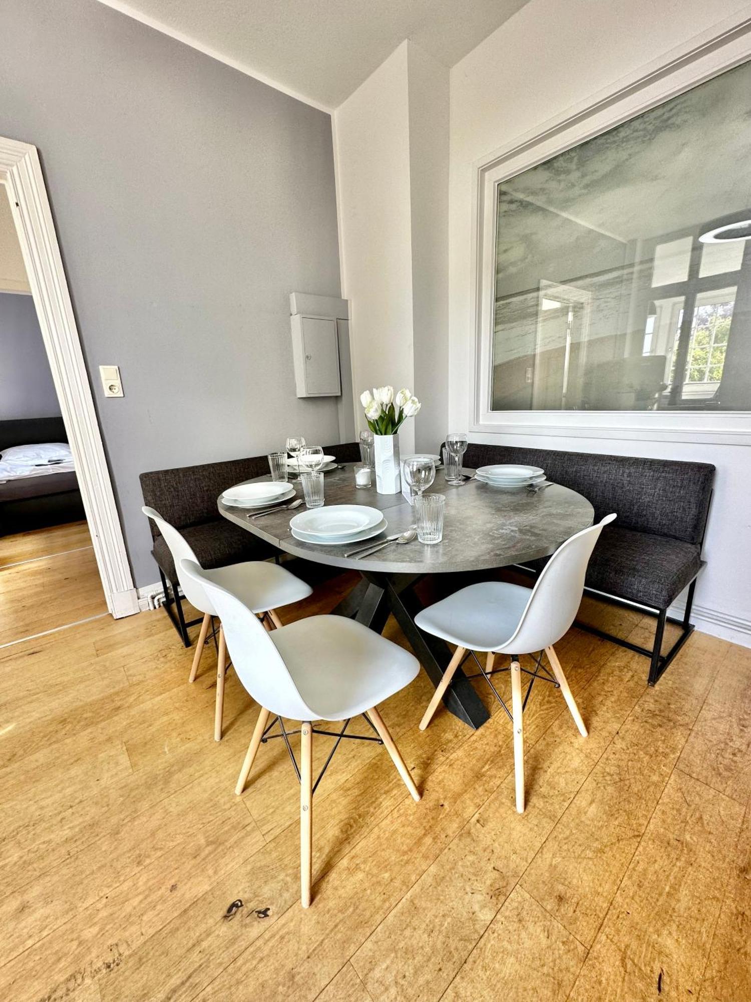 Geraeumiges City-Apartment Mit 2 Badezimmer Und Parkplaetzen D46-Og أولدنبورغ المظهر الخارجي الصورة