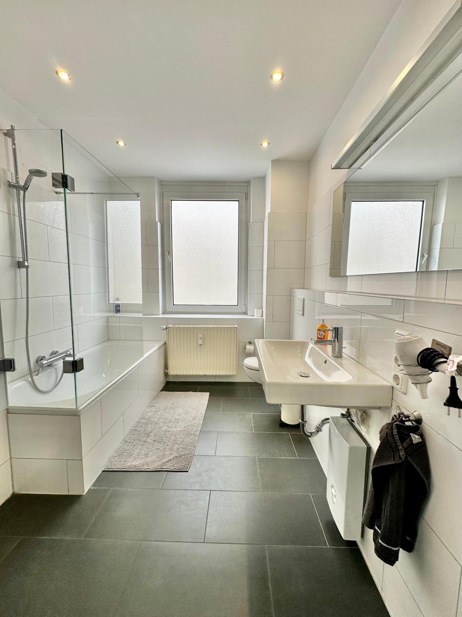 Geraeumiges City-Apartment Mit 2 Badezimmer Und Parkplaetzen D46-Og أولدنبورغ المظهر الخارجي الصورة