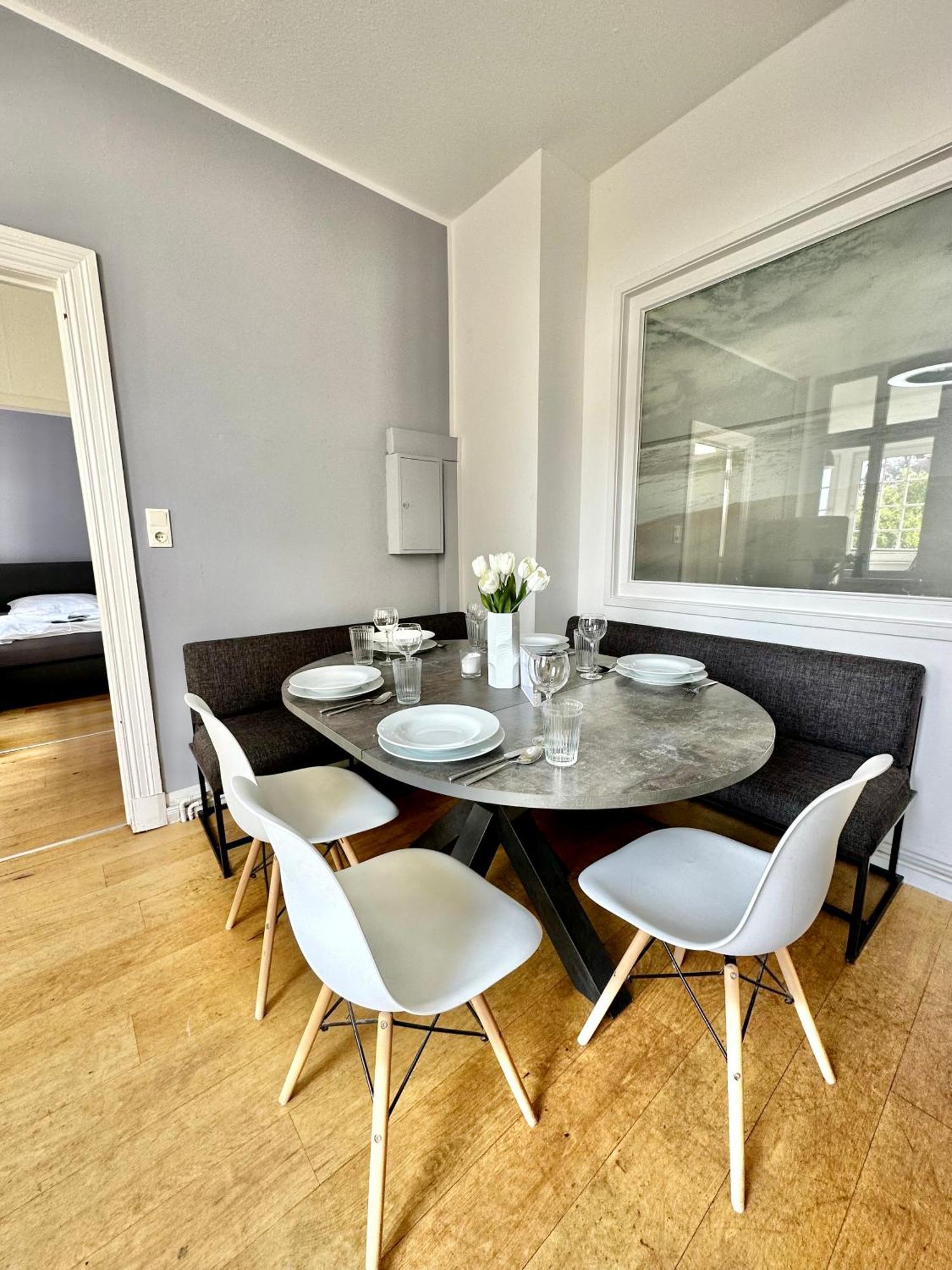 Geraeumiges City-Apartment Mit 2 Badezimmer Und Parkplaetzen D46-Og أولدنبورغ المظهر الخارجي الصورة